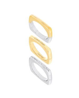 Set di anelli Calvin Klein Defiant Bold Metals da donna in acciaio inossidabile 316L a forma quadrata di colore oro e argento 35000512