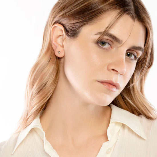 Orecchino punto luce Burato Solitaire donna oro, rodio nero, diamante 0,05ct CQ619-2