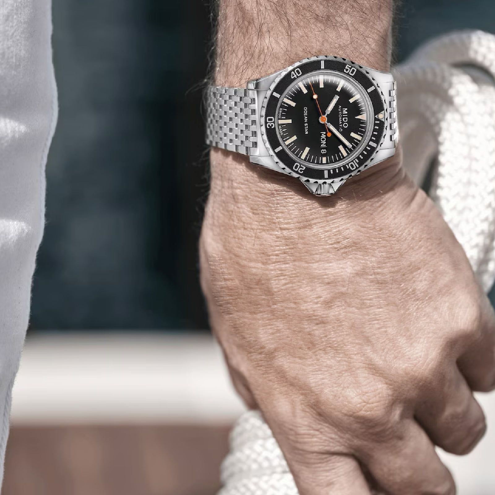 Orologio automatico Mido uomo acciaio quadrante nero datario riserva 80H M0268301105100-5