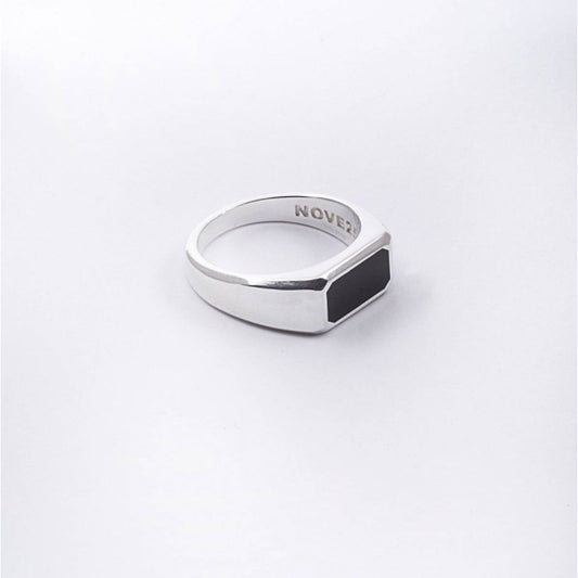 Anello chevalier rettangolo Nove25 Timeless unisex argento e agata nera N25ANE00431-2