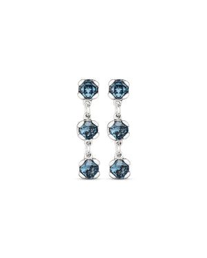 Orecchini pendenti da donna della collezione Uno de 50 Charismatic Sublime Blue in lega metallica con tre cristalli blu PEN0912AZUMTL0U