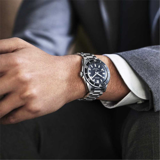 Orologio automatico Seiko in acciaio argento e nero da uomo SE.SPB453J1