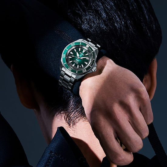Orologio automatico da uomo Seiko in acciaio con quadrante verde