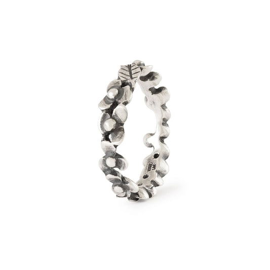 Anello Trollbeads in argento con fantasia di fiori selvatici 11