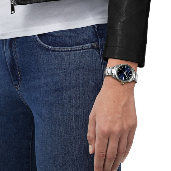 Orologio solo tempo unisex Tissot T-Classic in acciaio quadrante blu 34mm T1502101104100-4