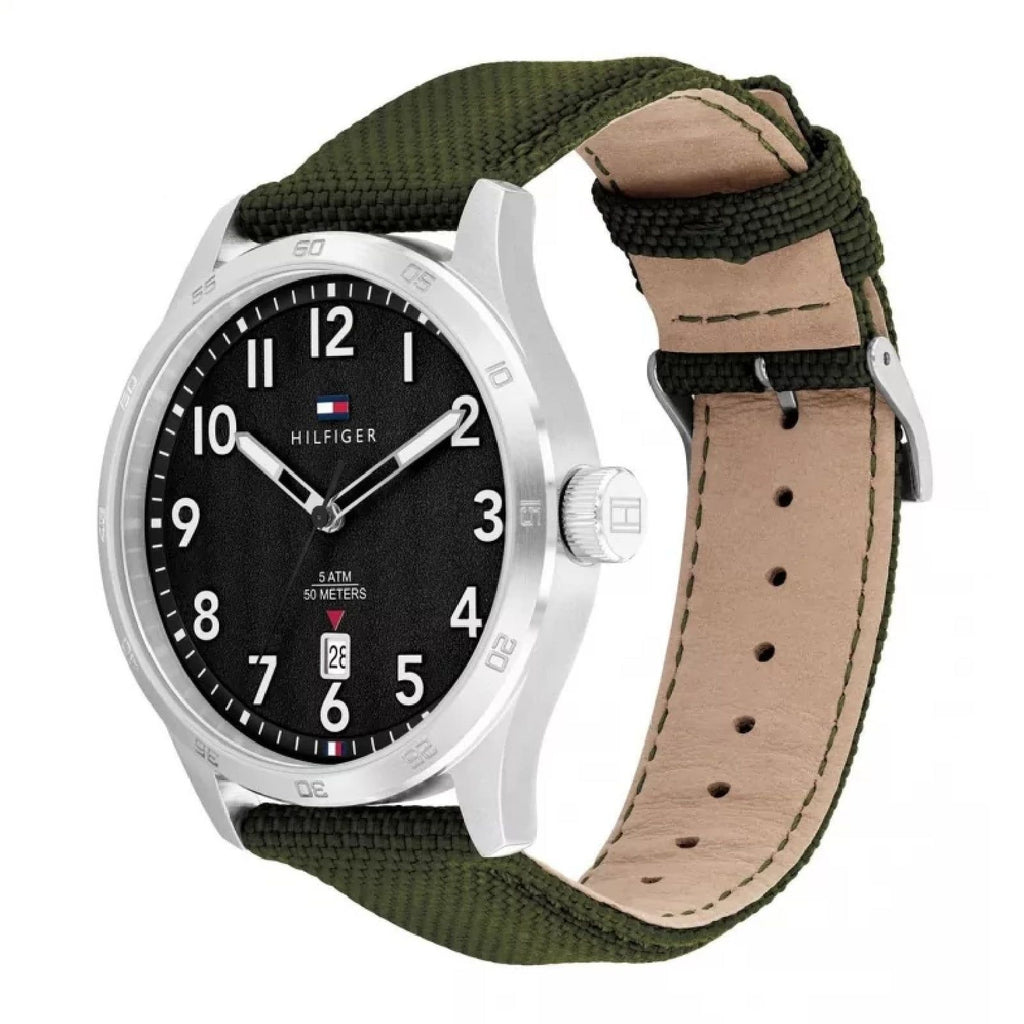 Orologio solo tempo da uomo Tommy Hilfiger Forrest con cassa 43mm in acciaio cinturino verde con quadrante nero 1710593