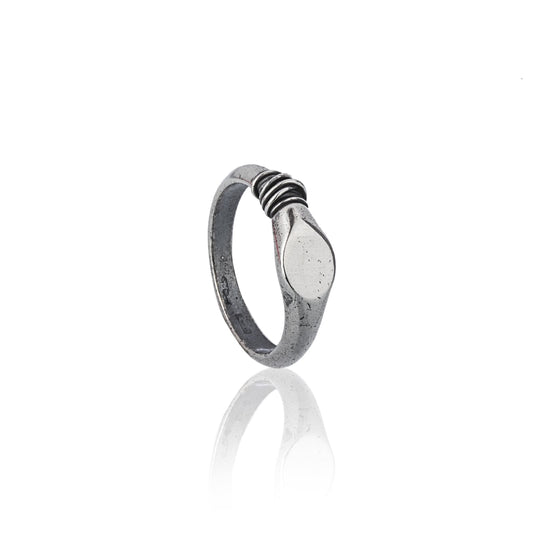 Anello ovale Giacomo Burroni in argento 925 con nodino 17