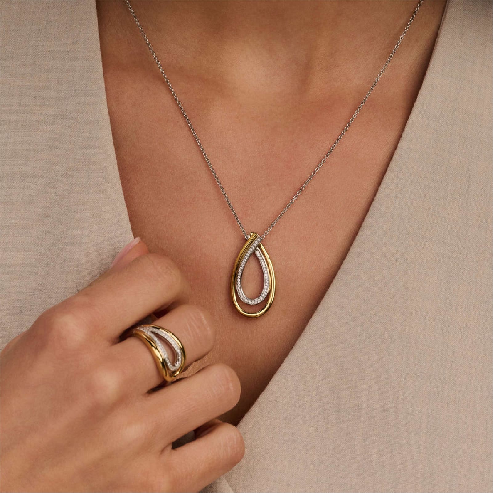 Collana TI SENTO Milano in argento ovale dorato di zirconi MISURA UNICA