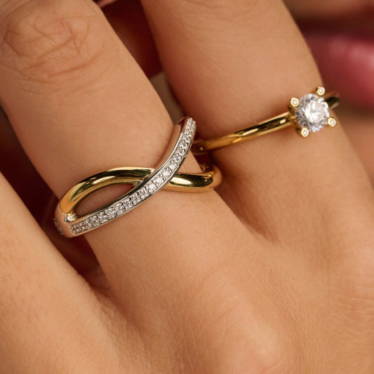 Anello intreccio Ti Sento in argento e placcato oro e zirconi 14