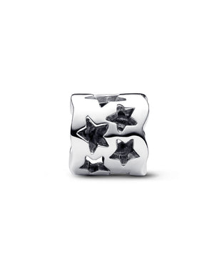 Charm della collezione Pandora Moments da donna caratterizzato da stelle e cristalli su un design sinuoso 792827C01