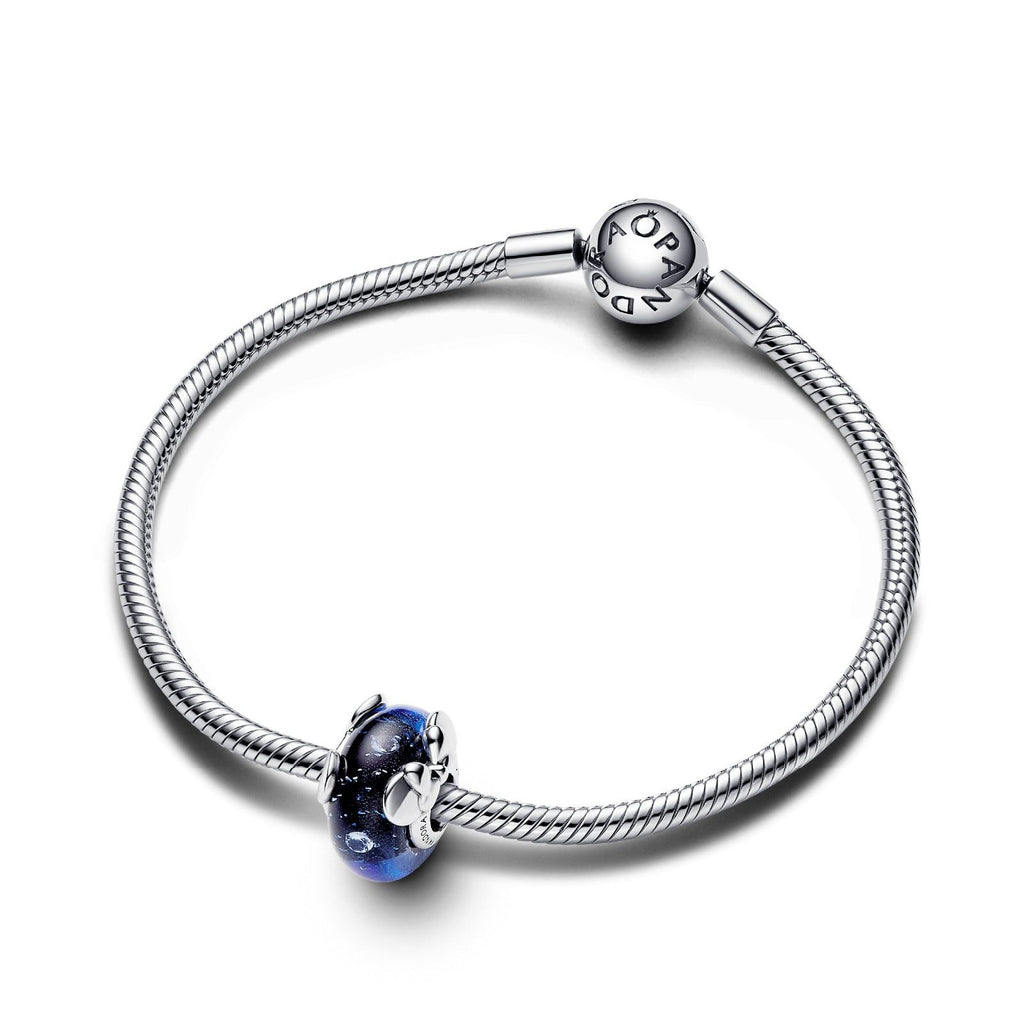 Charm della collezione Pandora Moments da donna realizzato in vetro di Murano di colore blu e zirconi con Minnie e Topolino 792958C01