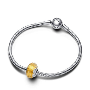 Charm della collezione Pandora Moments da donna in vetro di Murano di colore giallo con stella cadente 792982C01