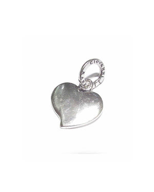 Charm pendente da donna della collezione Giovanni Raspini Charms in argento 925 a forma di cuore con lavorazione spatolata 9357