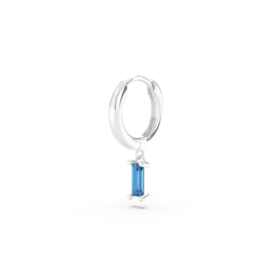 Orecchino Amabile Hoop Baguette in argento e zircone azzurro MISURA UNICA
