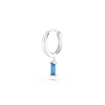 Orecchino Amabile Hoop Baguette in argento e zircone azzurro MISURA UNICA