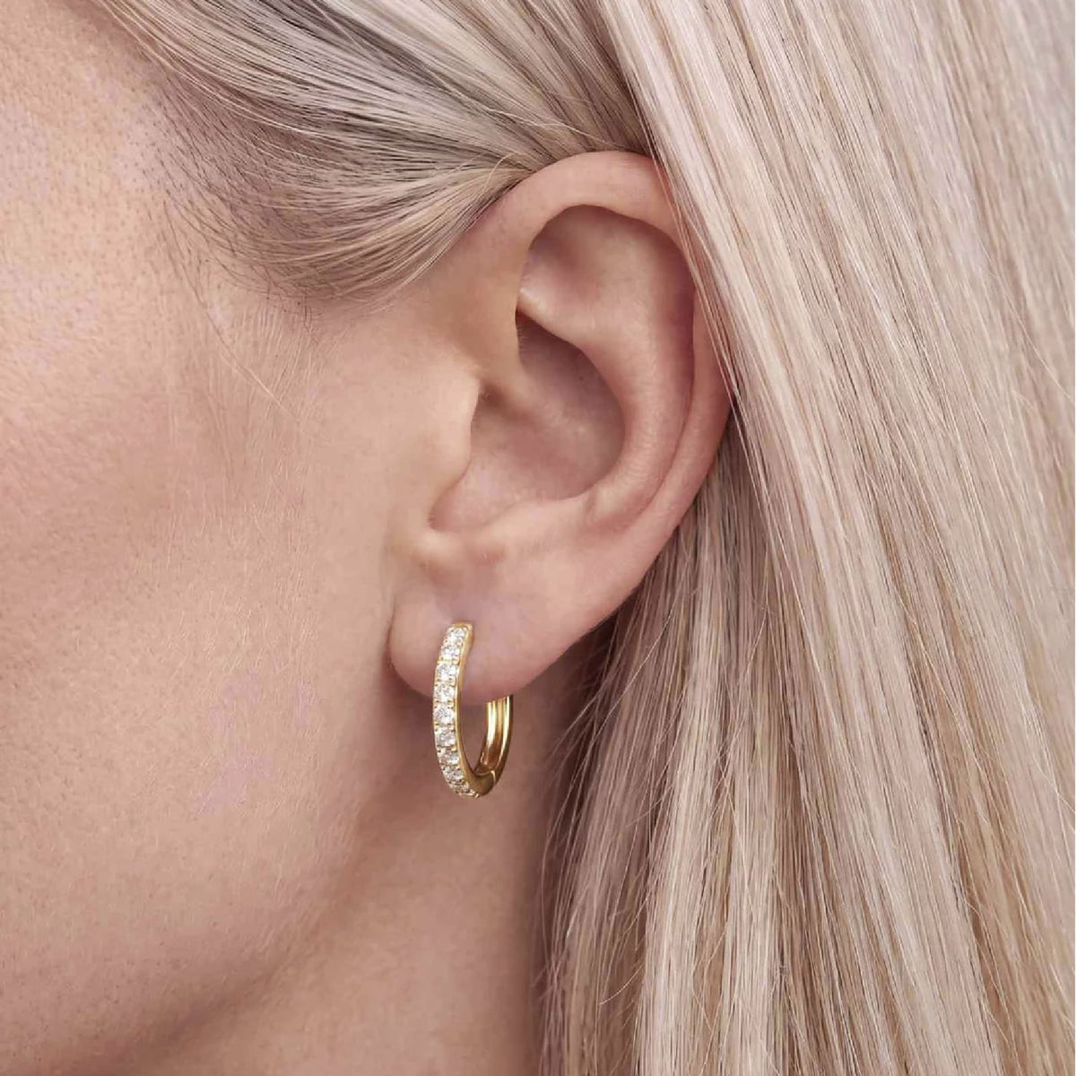 Orecchino Amabile Hoop Pavé Bianco argento dorato e zirconi MISURA UNICA