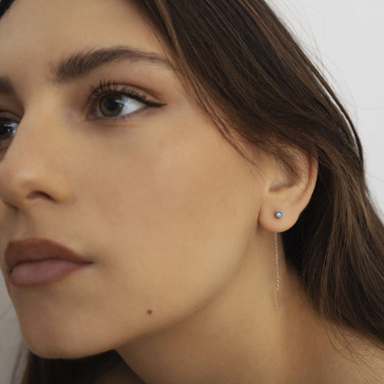 Orecchino Amabile Lovli Luce in argento con zircone azzurro MISURA UNICA