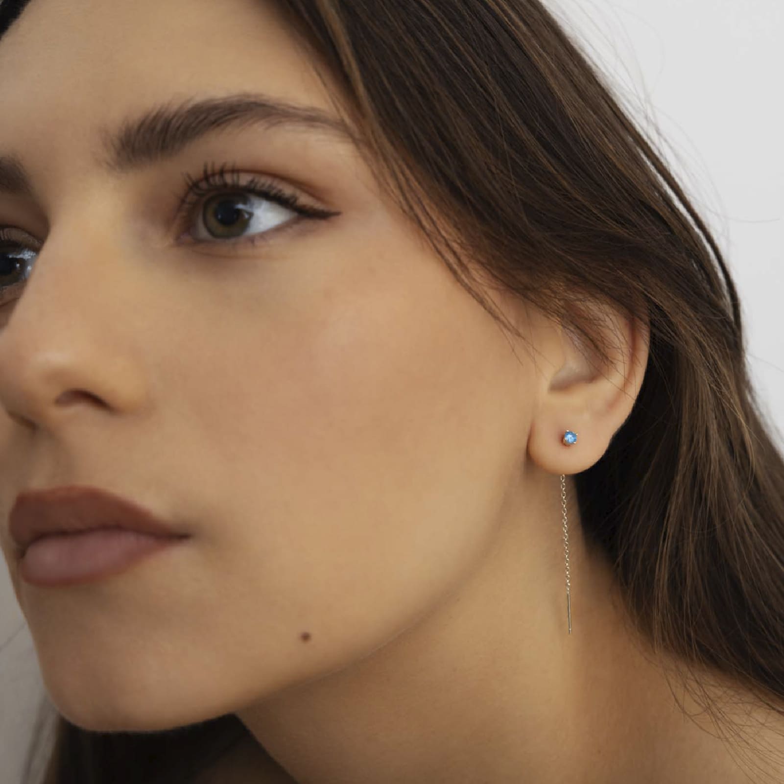 Orecchino Amabile Lovli Luce in argento con zircone azzurro MISURA UNICA