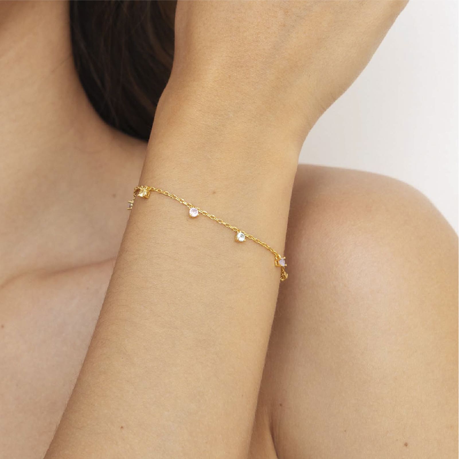 Bracciale Amabile Zirconia in argento dorato e zirconi colorati 18 cm