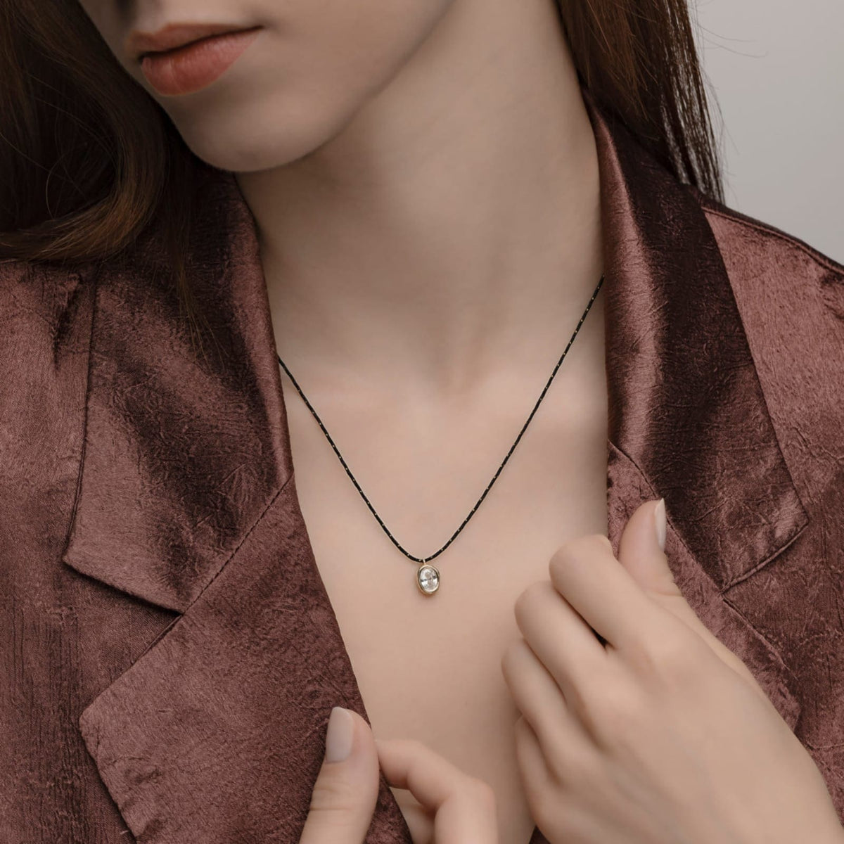 Collana cordino Alisia Nugget in argento e zircone pendente MISURA UNICA