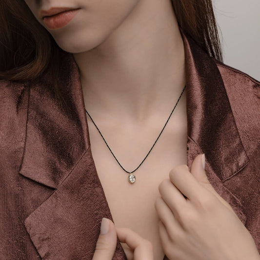 Collana cordino Alisia Nugget in argento e zircone pendente MISURA UNICA