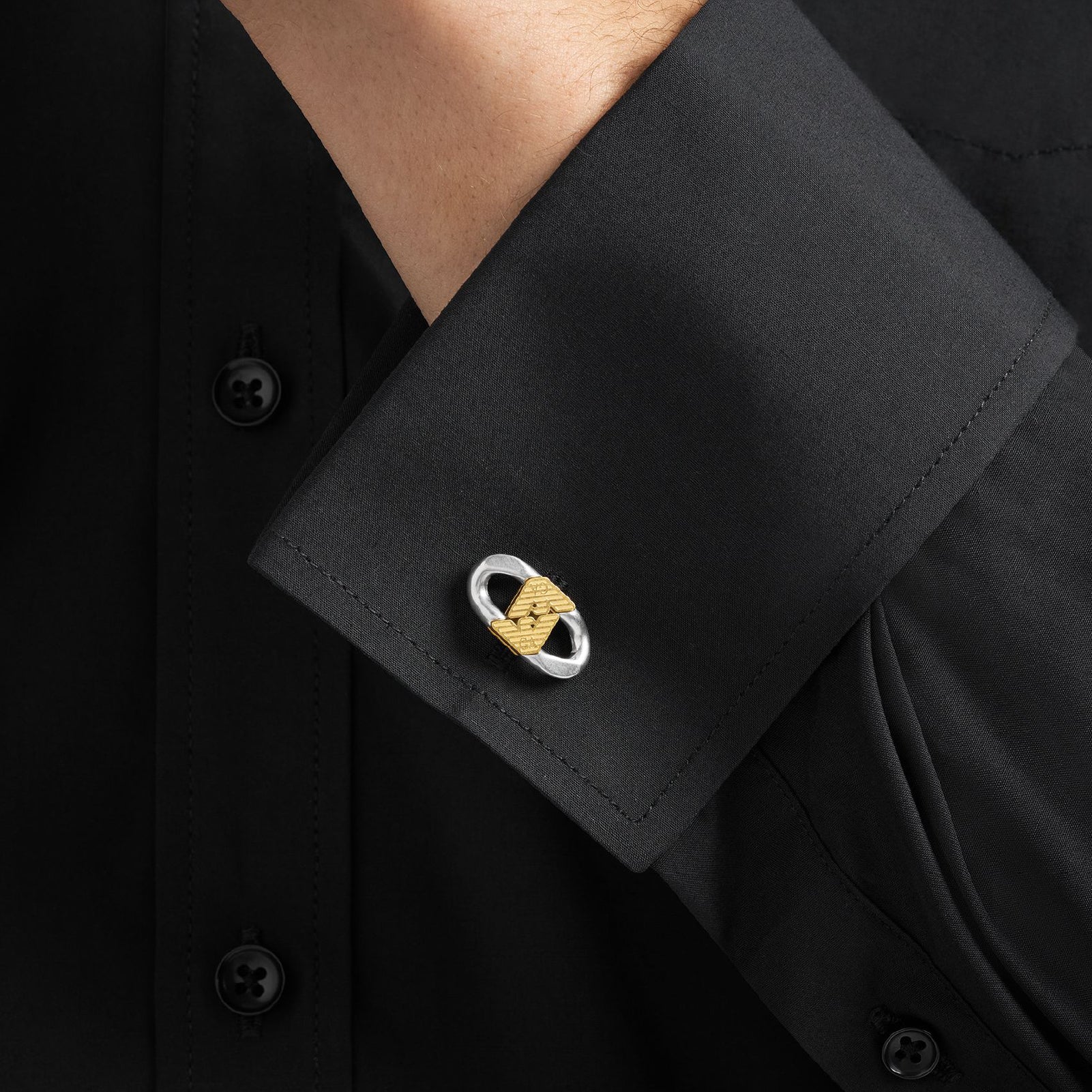 Gemelli uomo Armani in acciaio bicolor con logo MISURA UNICA