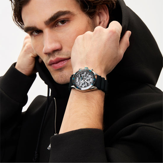 Orologio crono uomo Breil Score cassa in acciaio e silicone, quadrante nero e dettagli azzurri 43 mm MISURA UNICA