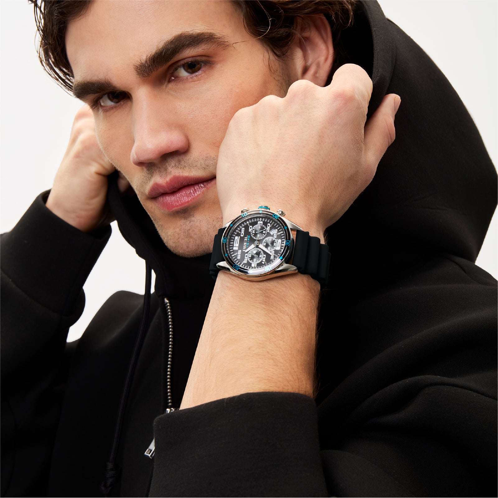 Orologio crono uomo Breil Score cassa in acciaio e silicone, quadrante nero e dettagli azzurri 43 mm MISURA UNICA