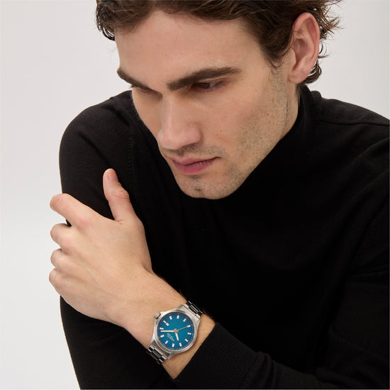 Orologio solo tempo uomo Breil Kai in acciaio con quadrante sfumato blu 41 mm MISURA UNICA