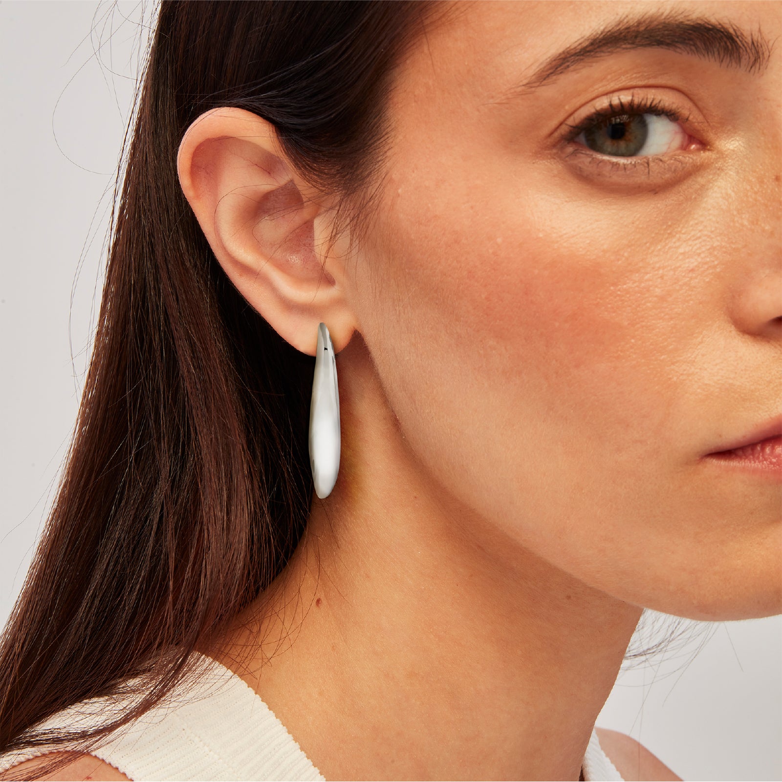Orecchini Breil in acciaio color argento dalla forma allungata MISURA UNICA
