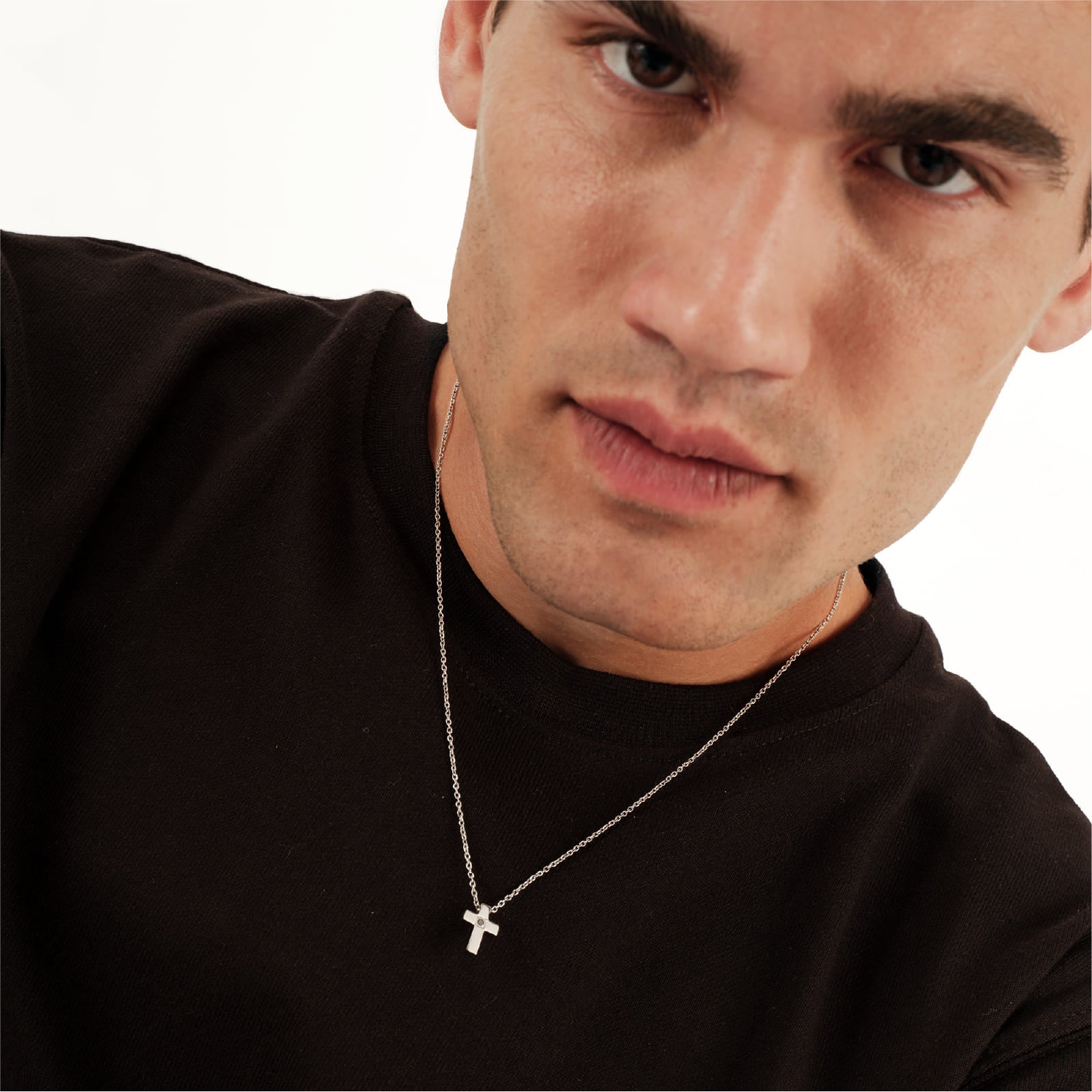 Collana Breil Black Diamond acciaio croce con diamante nero MISURA UNICA