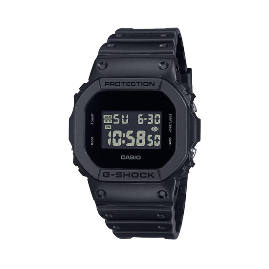 Orologio digitale Casio G-Shock in acciaio di colore nero CA.DW5600UBB1ER