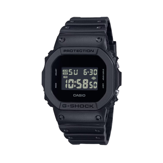 Orologio digitale Casio G-Shock in acciaio di colore nero CA.DW5600UBB1ER