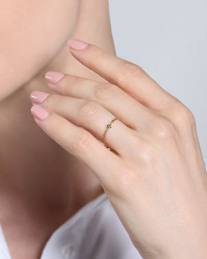 Anello solitario Burato Solitaire da donna in oro rosa 18kt con catena morbida e diamante marrone di 0,05ct CM991