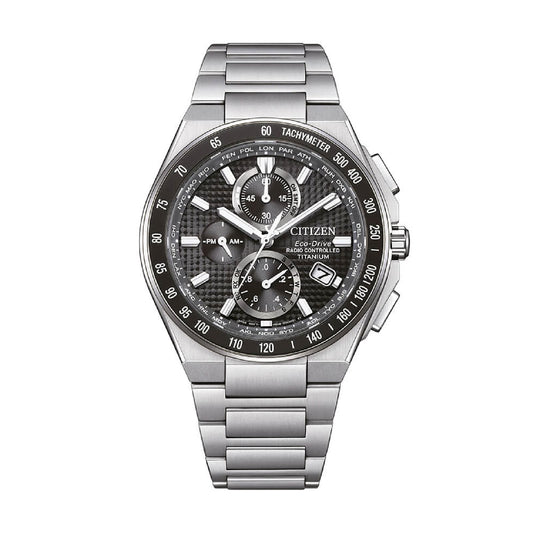 Orologio cronografo Citizen AT8 in supertitanio e nero MISURA UNICA