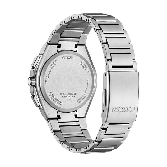 Orologio cronografo Citizen AT8 in supertitanio e verde MISURA UNICA