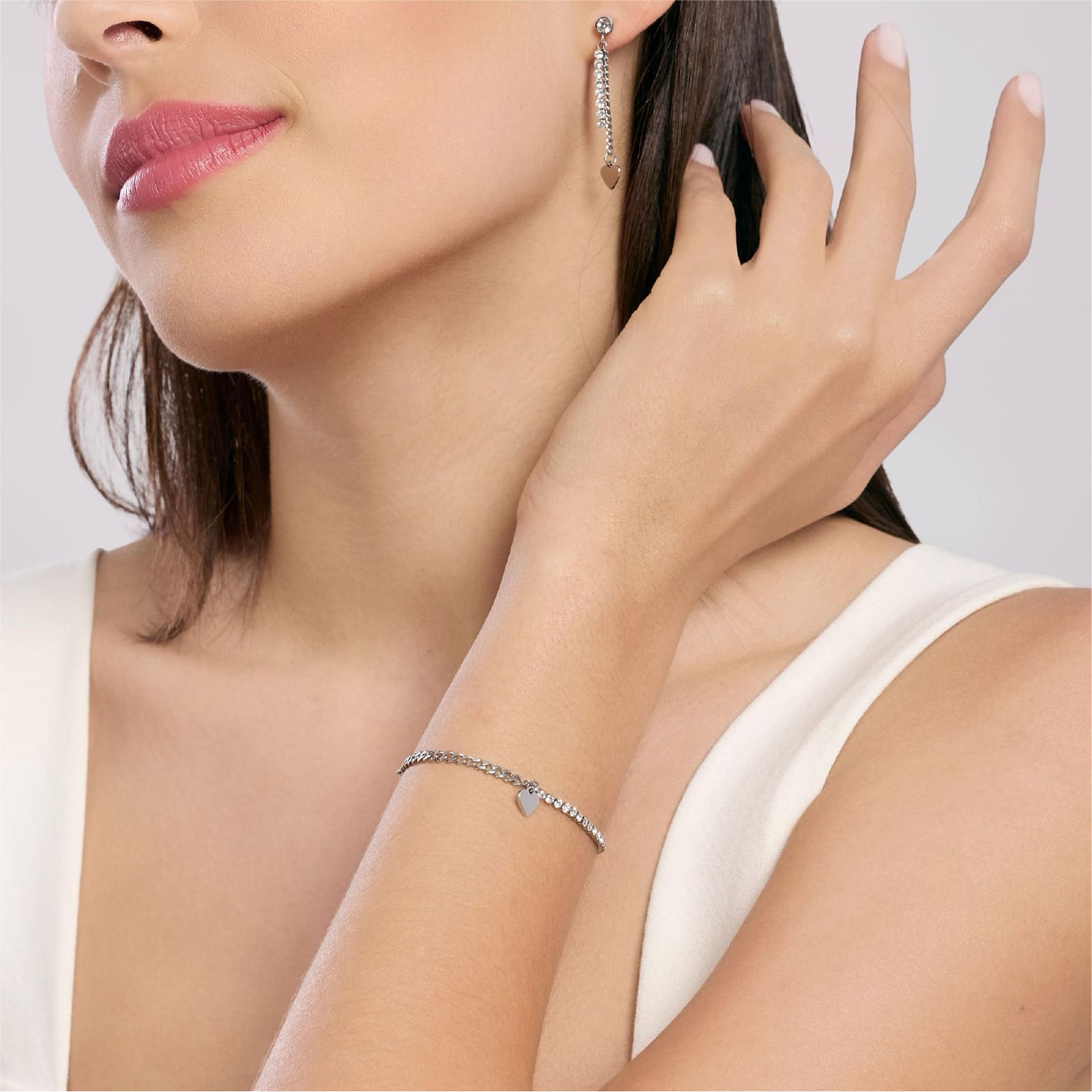 Bracciale Kidult Style in acciaio cristalli e cuore pendente Regolabile 16-19 cm