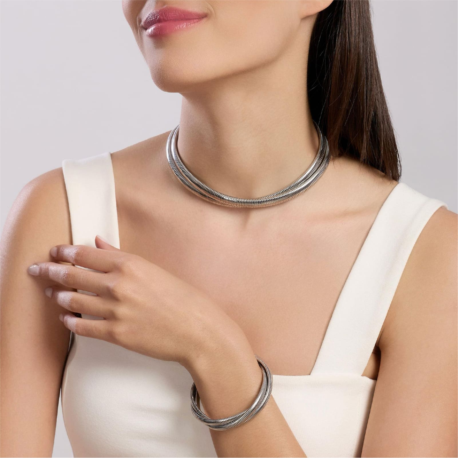 Bracciale rigido Kidult Style da donna intrecciato in acciaio diametro 6 cm