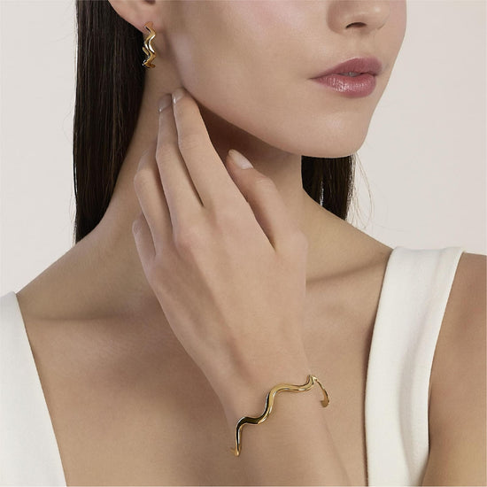 Bracciale Kidult Style in acciaio pvd oro effetto ondulato Rigido