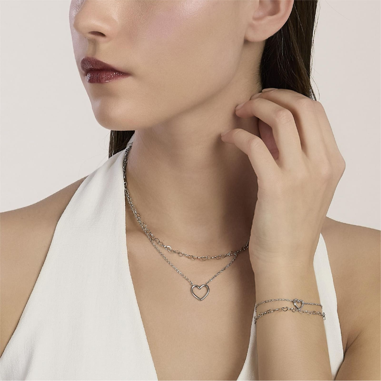 Bracciale Kidult Style in acciaio doppia catena cuore centrale 19 cm
