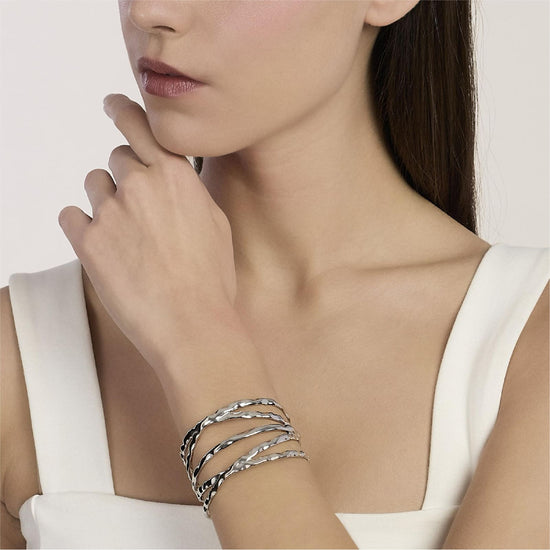 Bracciale rigido Kidult Style in acciaio martellato a fascia Rigido
