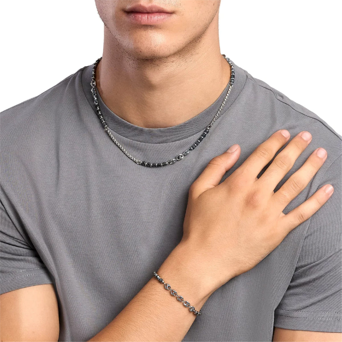 Bracciale Kidult Style 63 in acciaio ed ematite catena marina 21 cm