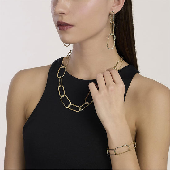 Collana Kidult Style in acciaio pvd oro martellato con cerchi MISURA UNICA