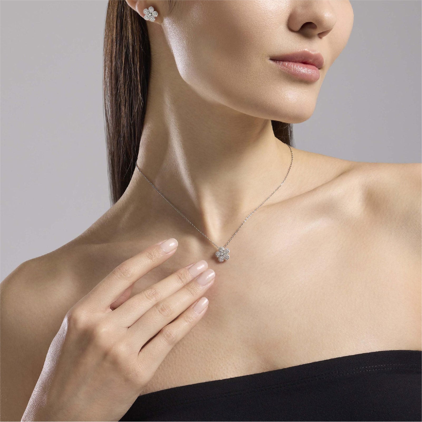 Collana da donna Mabina Gioielli in argento e fiore di zirconi MISURA UNICA