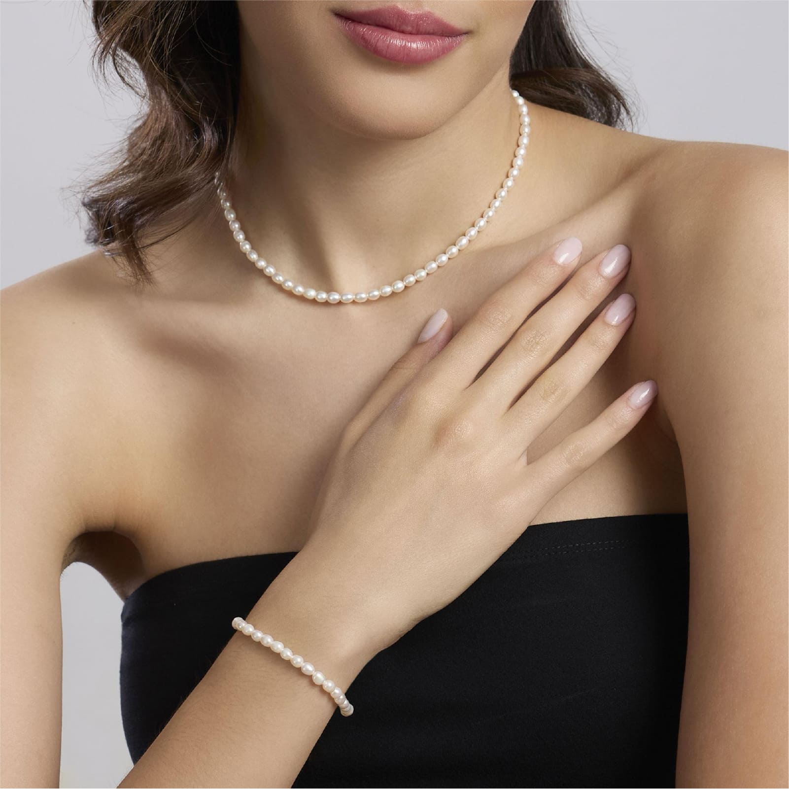 Collana girocollo Mabina Thelma con perle bianche coltivate MISURA UNICA