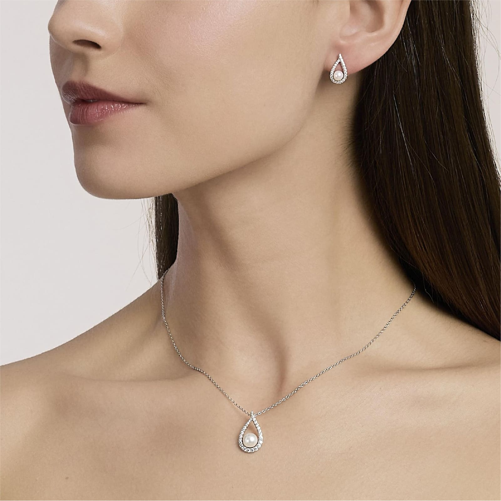 Collana girocollo Mabina in argento pendente a goccia e perla MISURA UNICA