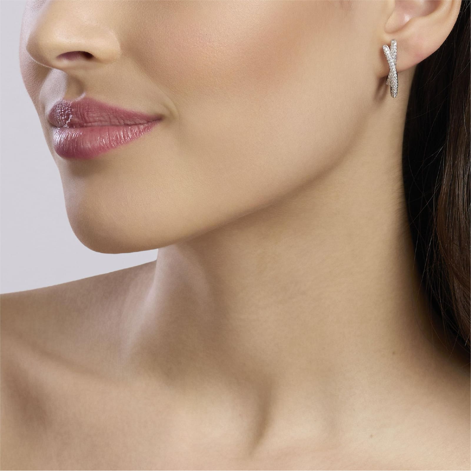 Orecchini a cerchio Mabina in argento rodiato con zirconi MISURA UNICA