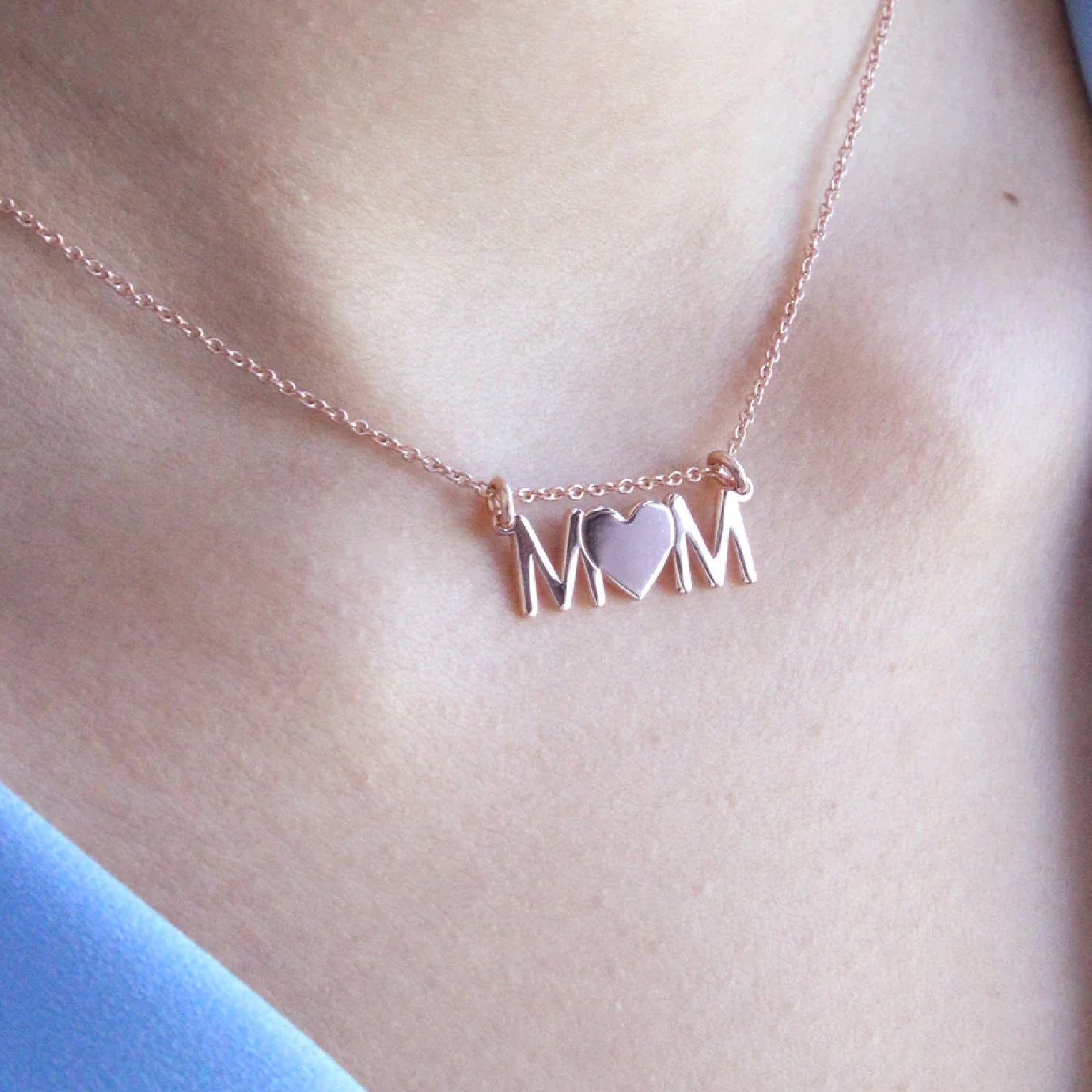 Collana donna Rue Des Mille Mum Selection in argento rosé con scritta mom GR-LAS-MOM-3