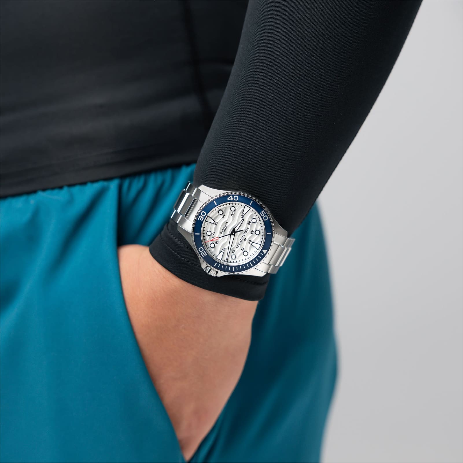 Orologio Hamilton Khaki Navy Scuba Auto 40 mm blu e bianco MISURA UNICA