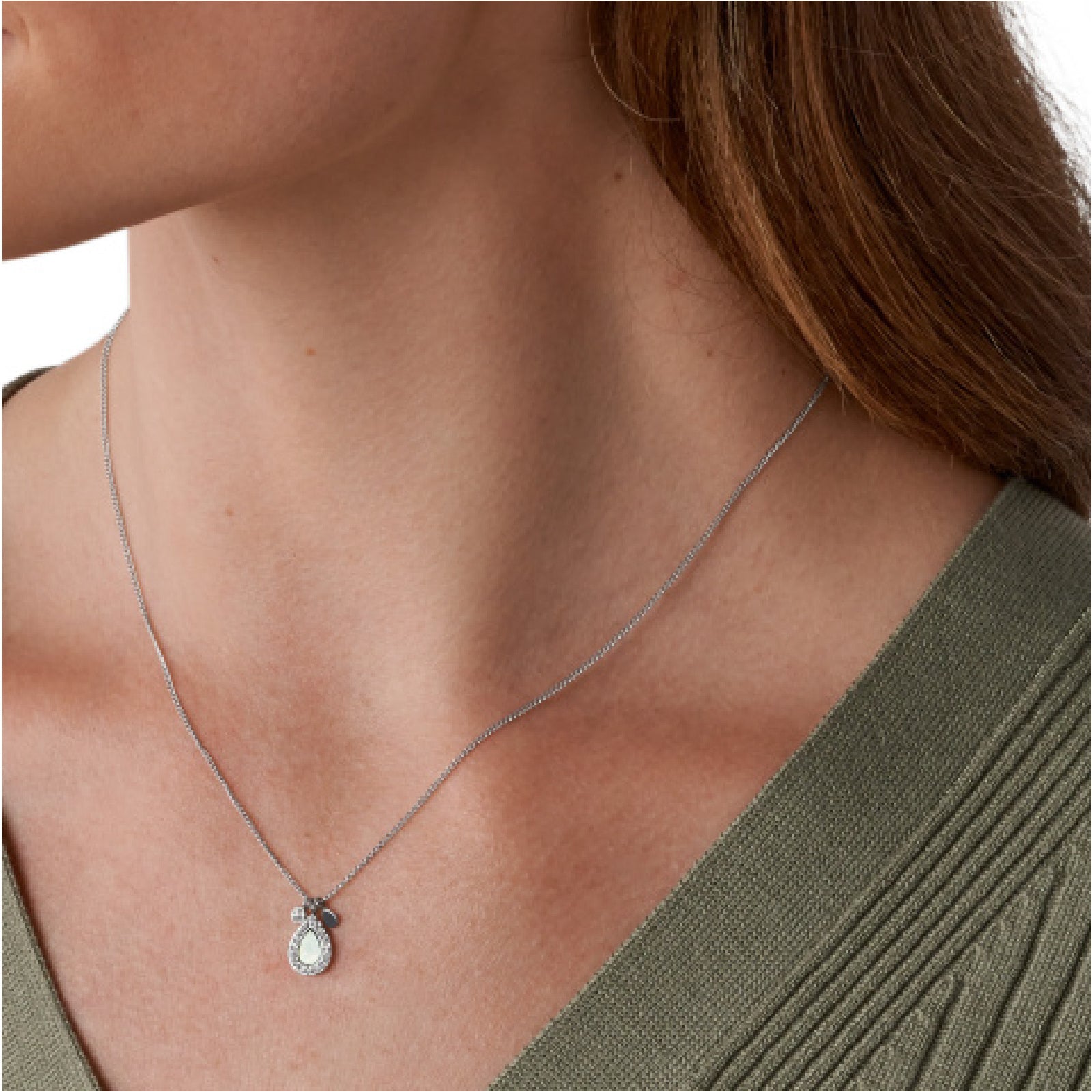 Collana con pendente Merrit Classic Mother-of-Pearl Collana con pendente Merrit Classic Mother-of-Pearl